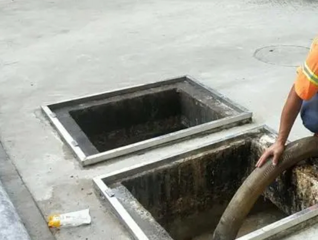 文罗镇化粪池清理